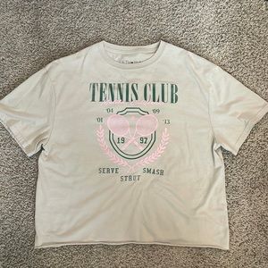 graphic oversized tee